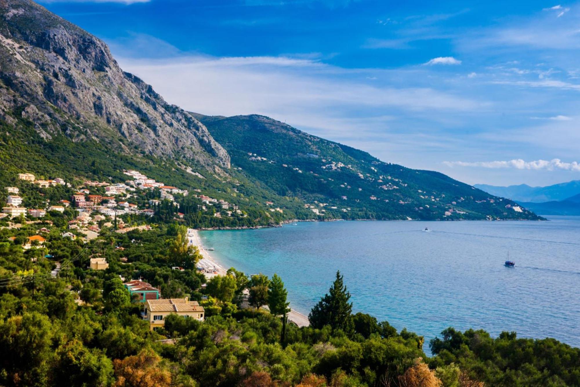 Barbati Seafront Luxury Suites Экстерьер фото